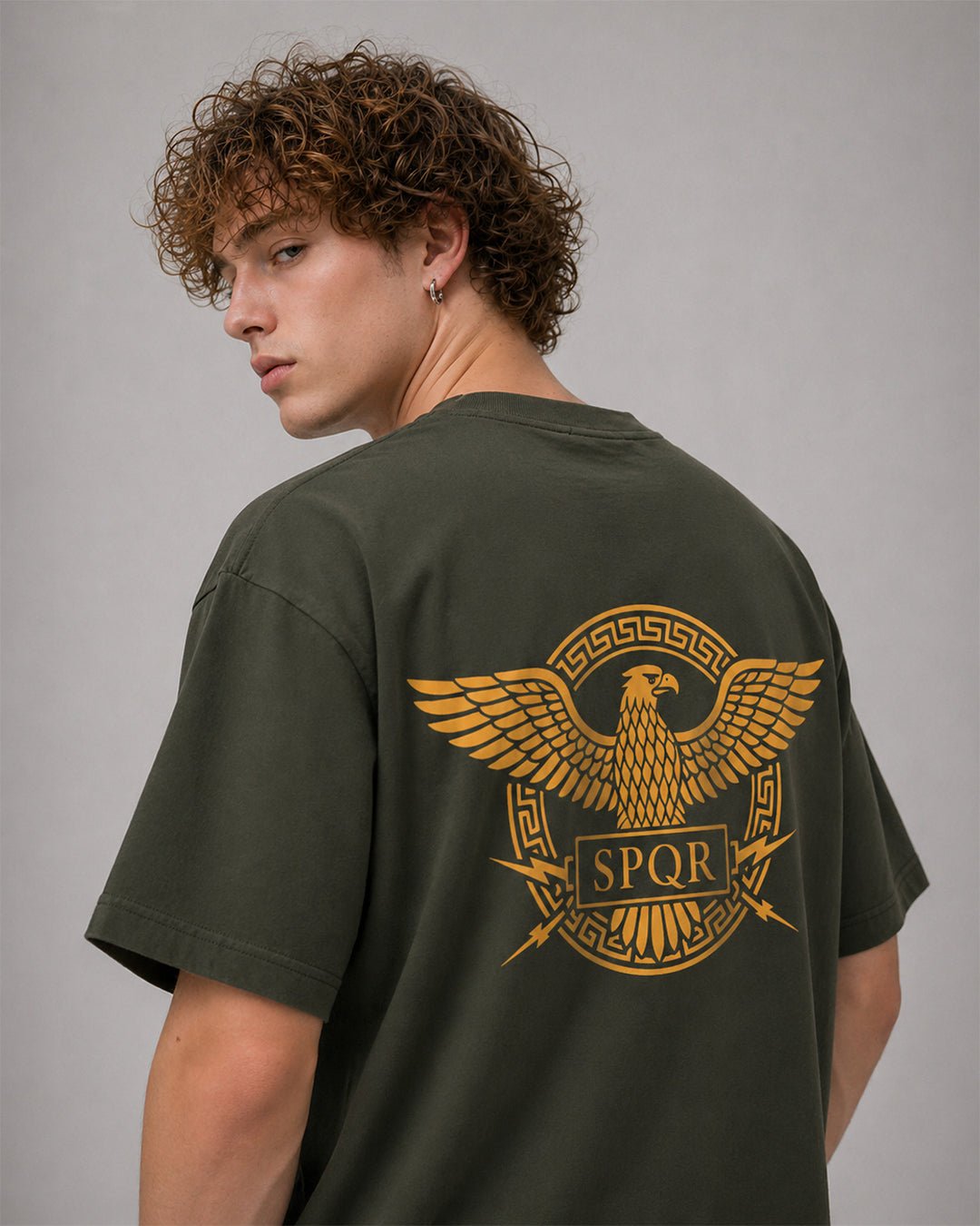 SPQR Tişört – Roma Kartalı ve İmparatorluk Amblemi SPQR Temalı Tişört - The Horda